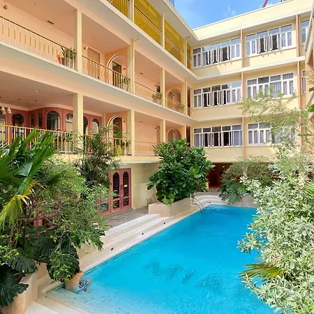 Miami Hotel Bangkok