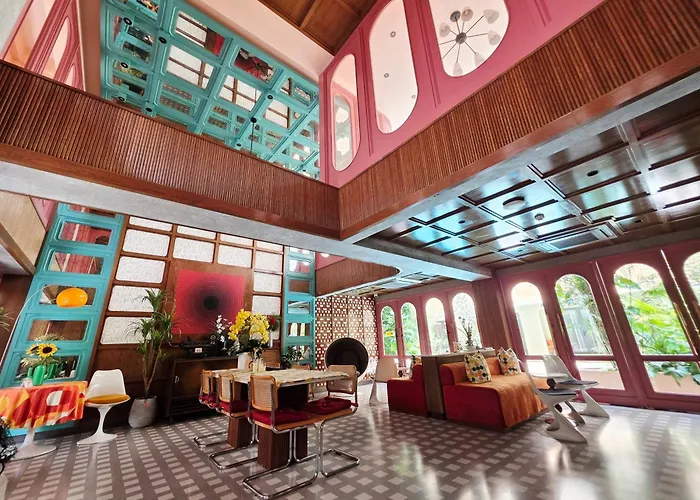 Miami 4*